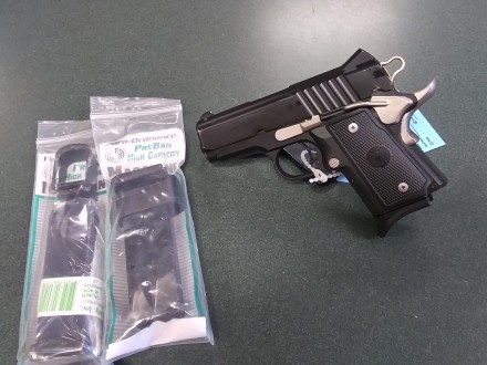 Slightly used Para Ordinance Warthog 45 acp with 3" barrel and comes with original box and 5 magazines for $700