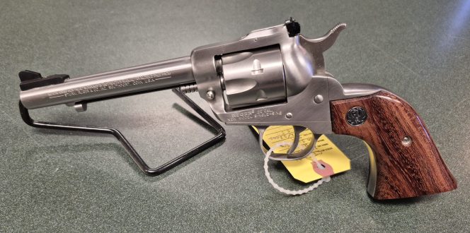 LIke new Ruger Single Six Combo 22lr & 22 mag with 5.5" barrel and box $700