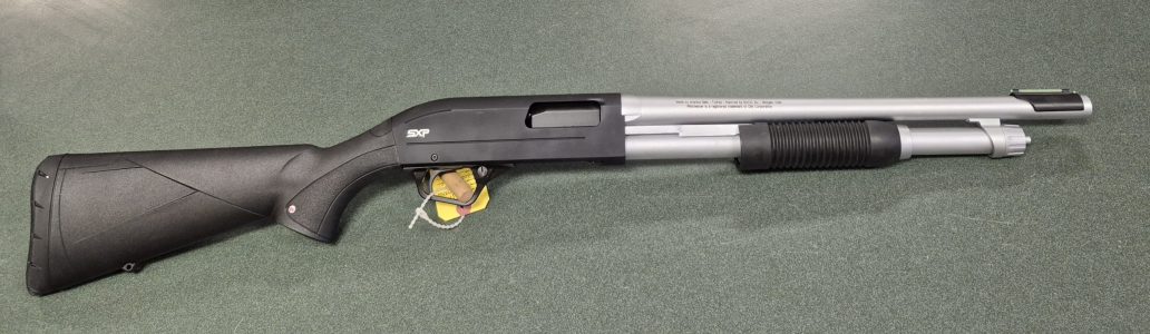New Winchester SXP Marine 12ga pump with 18" barrel, Invector chokes and box $400